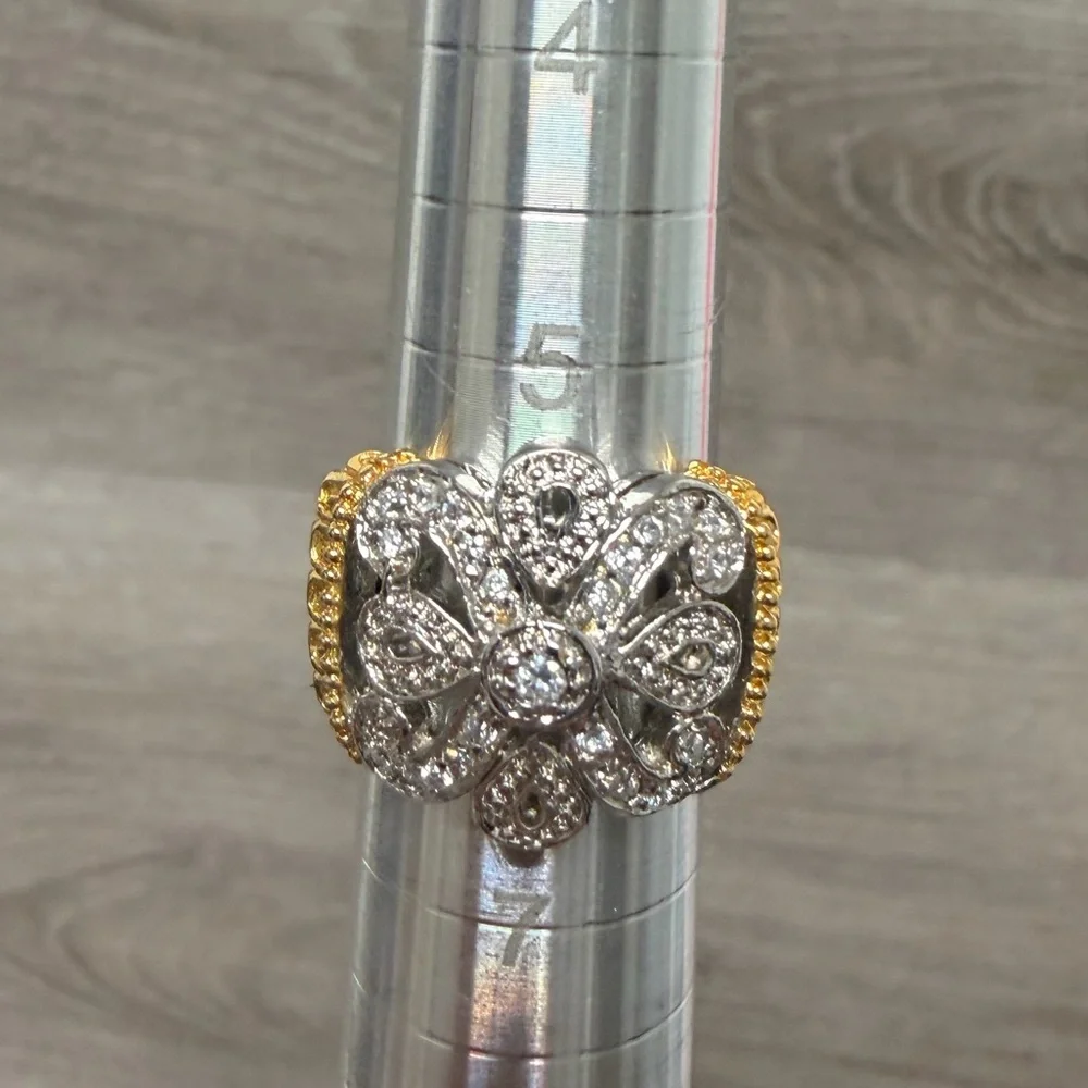 Elegant Gold Tone‎ and Sterling Silver Floral Ring .925